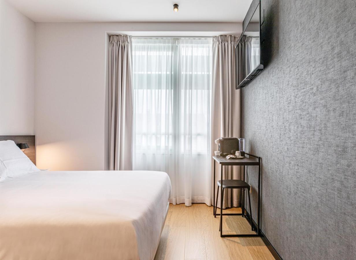 Hotel Forum Ceao لوغو المظهر الخارجي الصورة