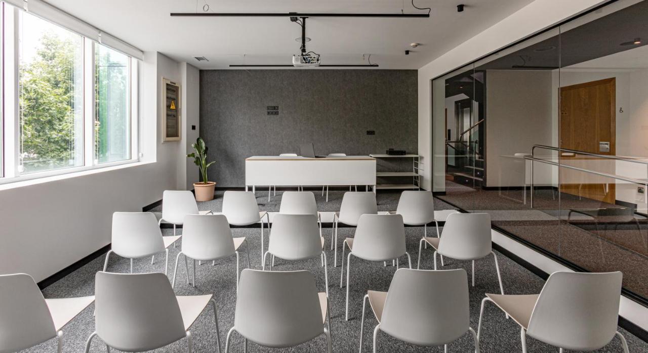 Hotel Forum Ceao لوغو المظهر الخارجي الصورة